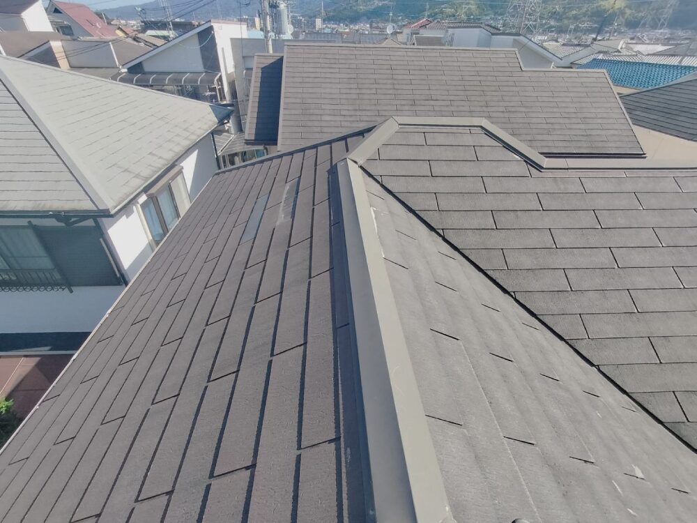 外壁塗装と屋根カバー工法のビフォー画像②