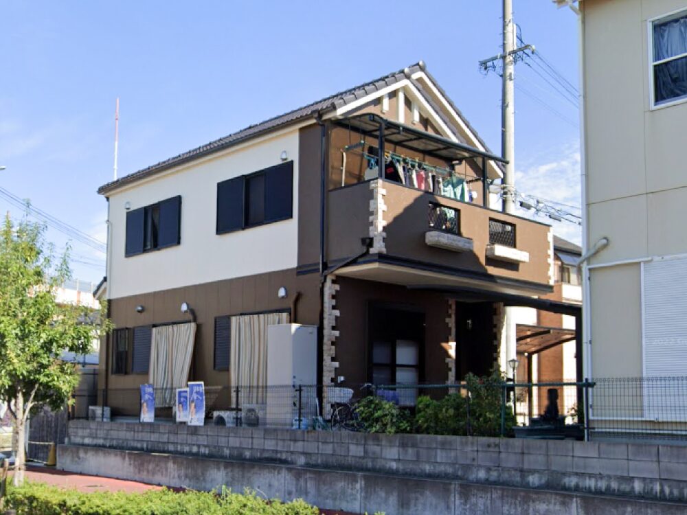 無機塗料で長持ち＆美観を両立！暖色で温かみある外壁・屋根塗装 - 大阪府和泉市：堺市・富田林市の外壁塗装専門会社『塗りかえStudio』施工事例