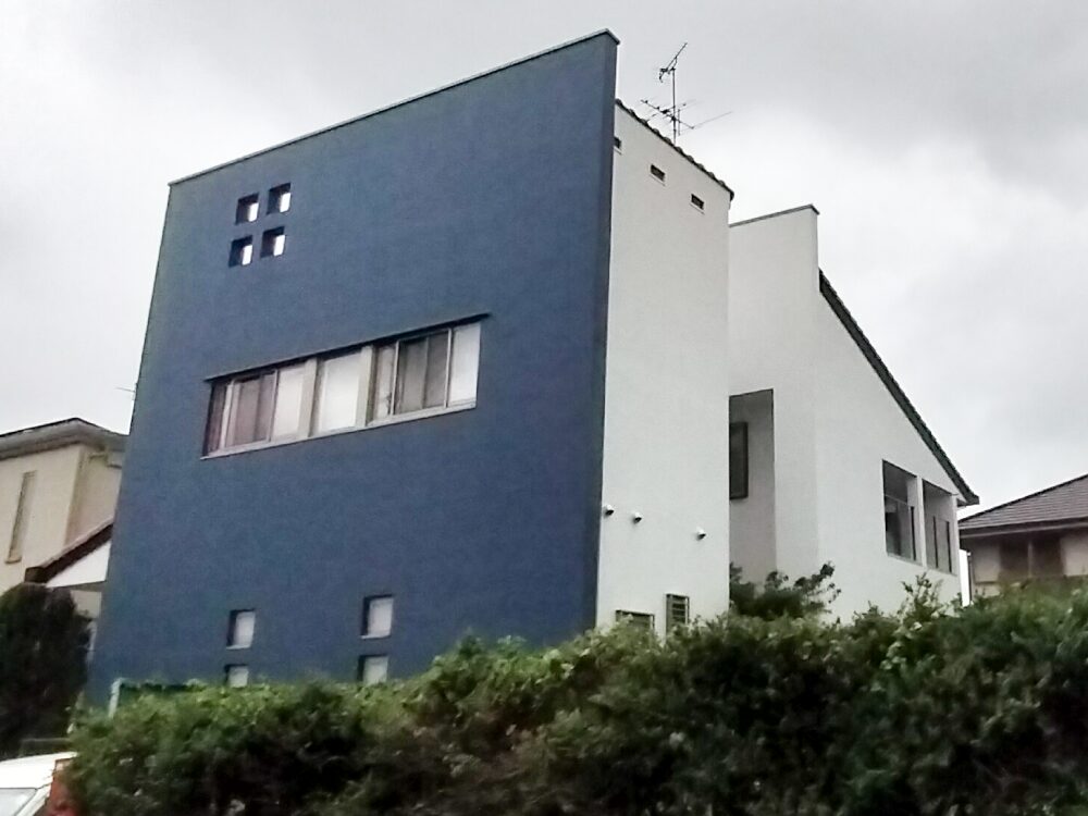 富田林市の戸建て住宅、外壁塗装後の状態