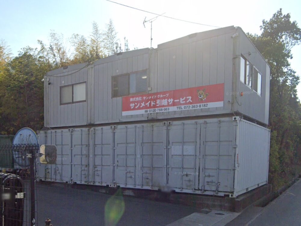 外壁塗装前のコンテナハウス